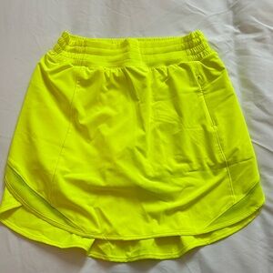 NWOT Lululemon Hotty Hot High-Rise Skirt